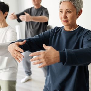 Flow into BEYOND – Beginner Qigong with Lili